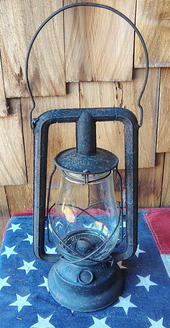 Vintage Dietz Monarch Lantern New York USA Barn/Railroad Black